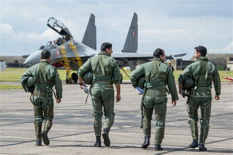 17 Awesome Pictures Of Indian Airforce Fighter Pilots Will Give You