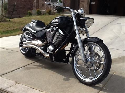 Quick ride around town filmed with a gopro hero3 silver. Buy 2007 Victory Vegas Jackpot Premium on 2040-motos