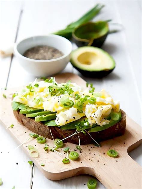 Season with salt and pepper, and mix until well combined. 5 Ridiculously Easy Low-Calorie Breakfasts on Pinterest in ...