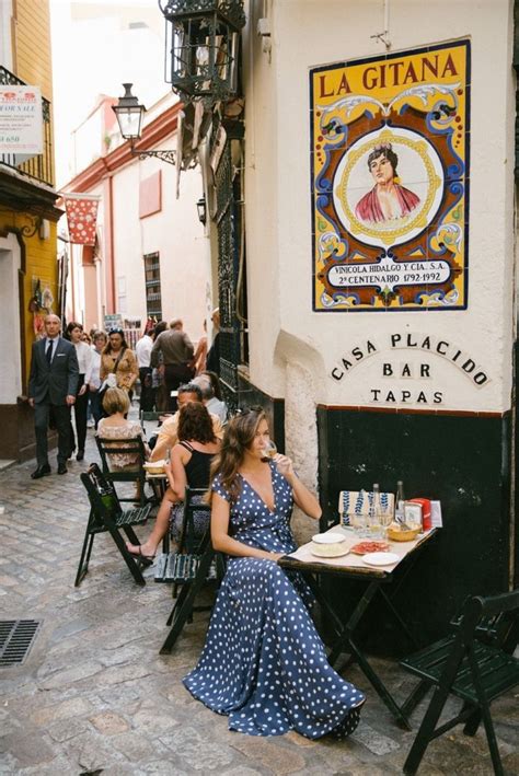 Oder skurrile architektur in barcelona bestaunen und danach in der kunstaffinen metropole feiern. Pin von Stratmann auf Sevilla/Andalusien in 2020 | Spanien ...