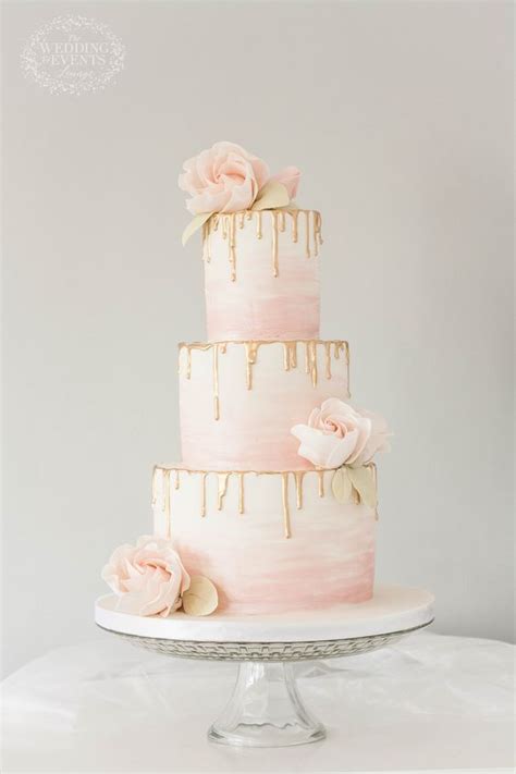15 Decadent Drip Cakes With Wow Factor Weddingsonline Gold Wedding