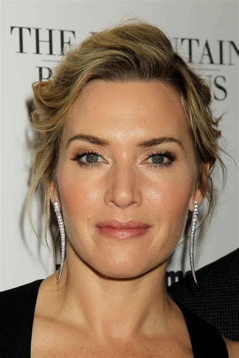Kate winslet was born in reading, and she had studied drama at the redroofs theatre school. Kate Winslet - "The Mountain Between Us" Special Screening ...