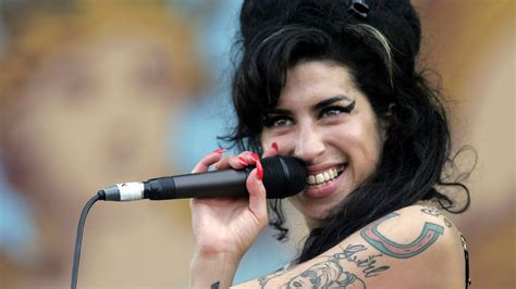 Amy Winehouse Wallpics Net