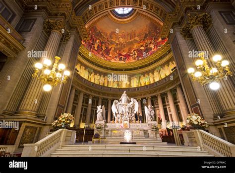 Église De La Madeleine Paris Stock Photo Alamy