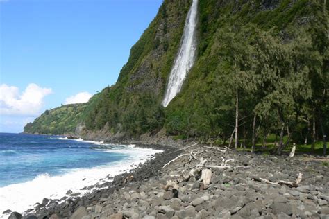 16 Gorgeous Beaches In Hawaii You Must Check Out