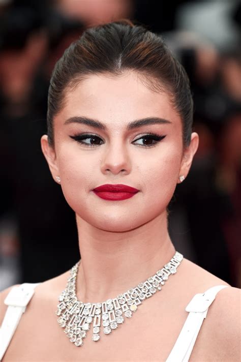 Selena Gomezs Red Lipstick At The 2019 Cannes Film Festival Is Worth