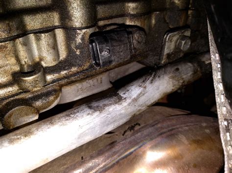 Feb 19, 2020 · water damage from seepage or leaks through a foundation. oil - Tell tale signs of a valve cover leak? - Motor Vehicle Maintenance & Repair Stack Exchange