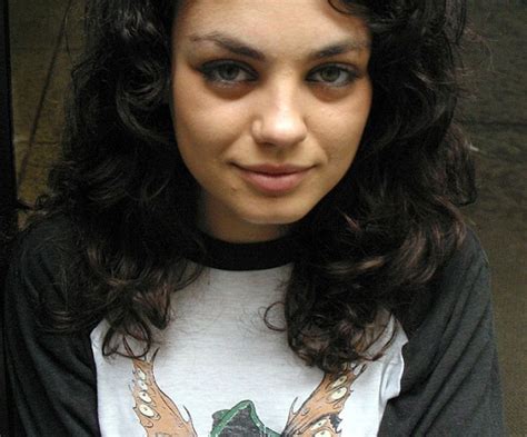 9 Pictures Of Mila Kunis Without Makeup Styles At Life