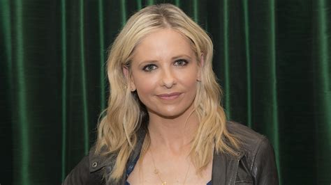 Find where to watch sarah michelle gellar's latest movies and tv shows Sarah Michelle Gellar Wiki-Biography-Age-Height-Weight ...