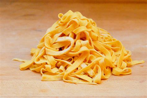 How to eat tagliatelle like a Bolognese | Ricetta ed ingredienti dei Foodblogger italiani