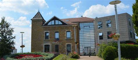 Everyone wants to score a deal on travel, but price is just one factor to consider when booking an unforgettable hotel. Trophée CEE : Rillieux-la-pape en 3e position - SIGERLy