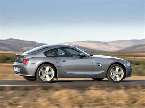 With the new lighting design, the bmw z4 roadster takes centre stage. BMW Z4 Coupe (E86) specs & photos - 2006, 2007, 2008, 2009 ...