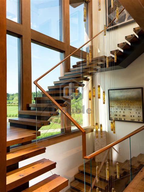 Modern Stairs Wooden Handrail Glass Railing Wood Staircase China Wood