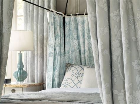 I tendaggi sono importanti elementi di design e di arredo all'interno di un'abitazione, non a caso sono considerati l' abito stesso di una casa , ciò che la casa indossa quando ormai è. Modelli di tende in lino - scelta Tendaggi - Tende in lino