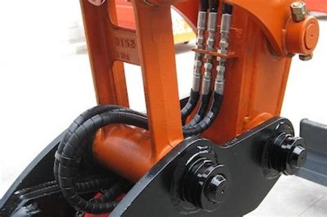 Backhoe And Excavator Quick Attach Couplers Construction Equipment