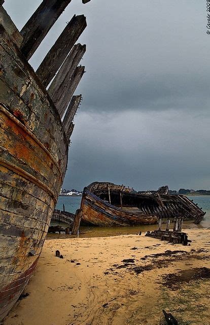 Honni Soit Qui Mal Y Pense Abandoned Ships Shipwreck Ghost Ship