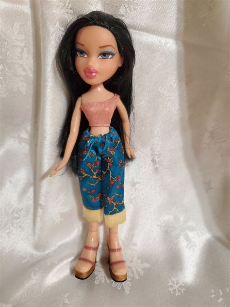 Bratz Mga Doll 2001 10 With Boots Fully Dressed In Great Condition