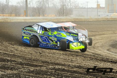 Moving forward, rmnb will be sponsoring nascar driver ryan ellis as he tries to race into sunday's virtual race at texas (1 pm, fox & fs1) and throughout the rest of the tour. Friesen and Pratt Jr. Join Modified Field at Grandview for ...