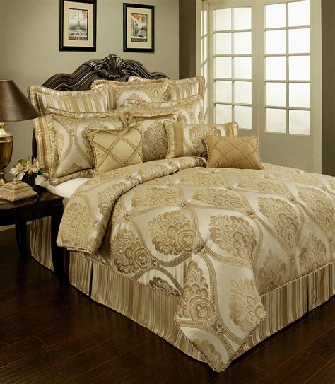 The classic style of this bed features the warm dark pine finish will make this solid pine bed be a long lasting favorite in your bedroom. Austin Horn Classics Tuscany Bedding Collection | Bed ...