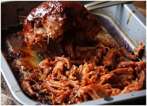PULLED PORK SALAT