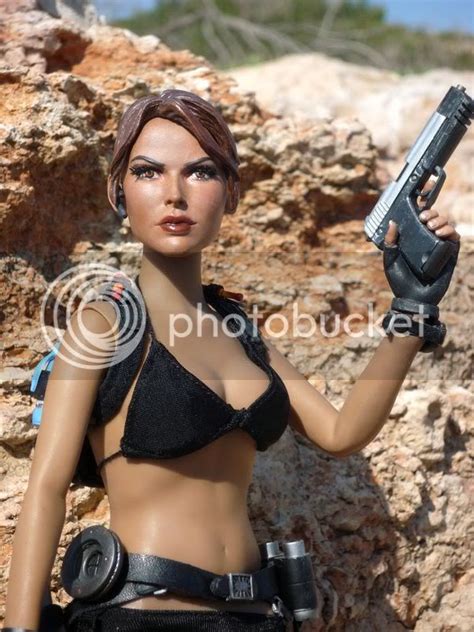 Lara Croft Tomb Raider In Bikini