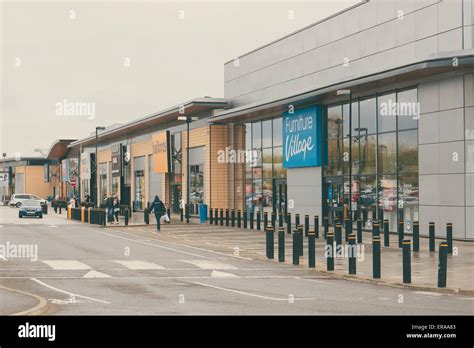 Newmarket Road Retail Park Hi Res Stock Photography And Images Alamy
