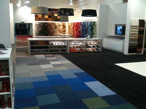 Are square pieces designed for business and commercial office areas. Carpet Design for Floor Dubai, Abu Dhabi & UAE - Best Carpet Design
