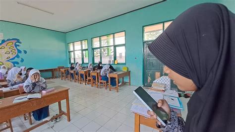 Problematika Dan Solusi Gerakan Cerdas Literasi Di Madrasah Studi