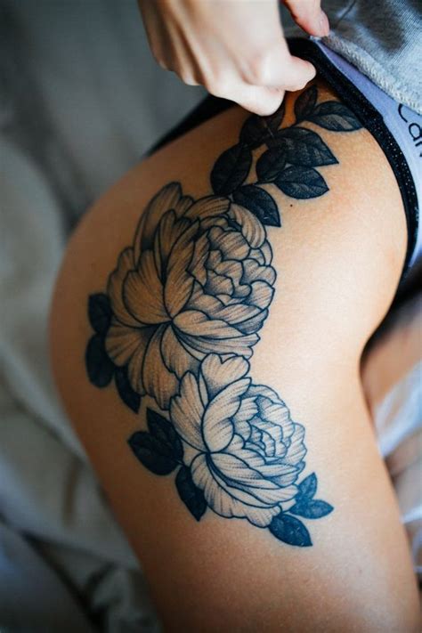 hip tattoos 48 most beautiful and irresistible hip tattoo ideas for women