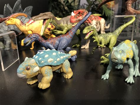 Jurassic World Camp Creataceous Dinosaurs Debut At Toy Fair Syfy Wire