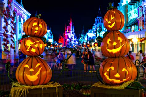 Disney Cancels Mickeys Not So Scary Halloween Party In 2020