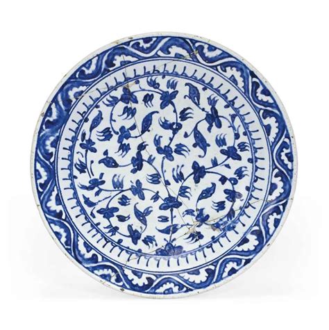 A Large Iznik Blue And White P White Pottery Turkish Art Blue And White