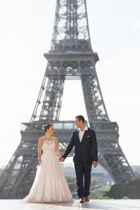 Eiffel Tower Wedding Photo Session The Parisian Photographers