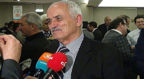 Bir ayda hem eşinini hem de kızının acısını yaşayan anne nuran pakdemirli, ayakta durmakta güçlük çekti. Ekrem Pakdemirli - Biyografya