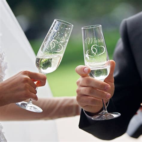 Set Of 2 Wedding Champagne Flutes Personalized Champagne Glasses Wedding Flutes Engraved