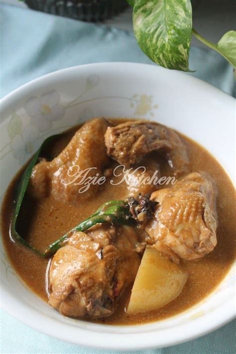 دار النعيم, the blissful abode). Azie Kitchen: Kari Ayam Kelantan (With images) | Kari ayam ...