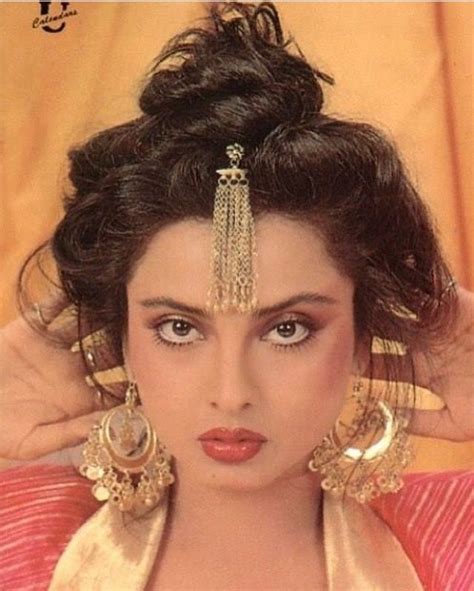 Rekha Vintage Bollywood Bollywood Girls Bollywood Stars Bollywood