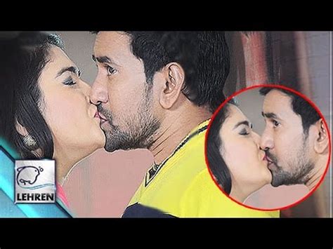 Amrapali Dubey Nirahua S Hot Kissing Scene Nirahua Chalal Sasural