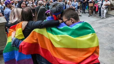 Lgbt Lgbt America By The Numbers Washington Week Lesbian Gay Bisexual Transgender Lgbt