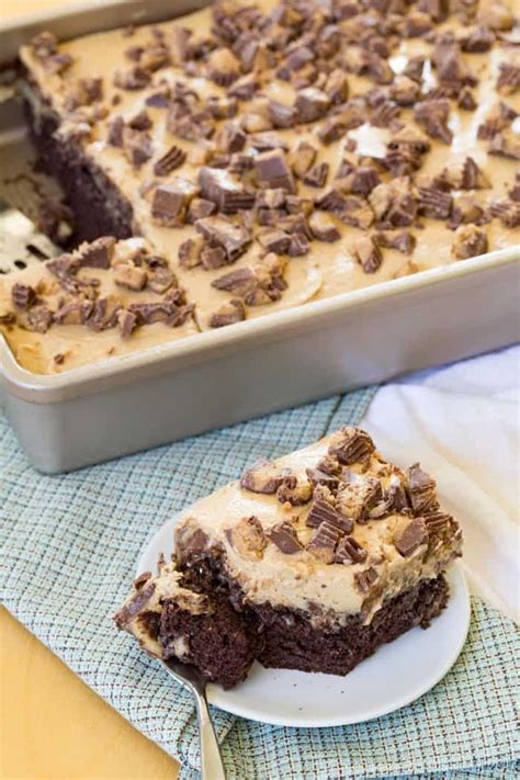 Reese's Poke Cake Recipe - the best chocolate and peanut butter dessert