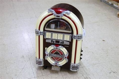 Crosley Jukebox CD Player for Sale in Hot Springs, Arkansas Classified