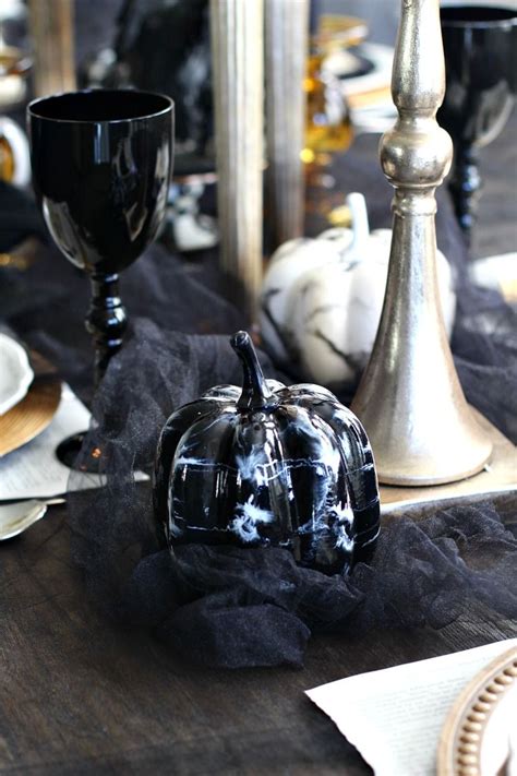 Elegantly Spooky Halloween Table The House Of Silver Lining Halloween