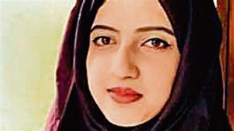 With 97 8 Separatist Leader’s Daughter Tops Cbse Class 12 Exams In Jammu And Kashmir