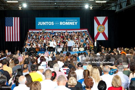 September 19 2012 Mitt Romney Holds A Juntos Con Romney Rally In News Photo Getty Images