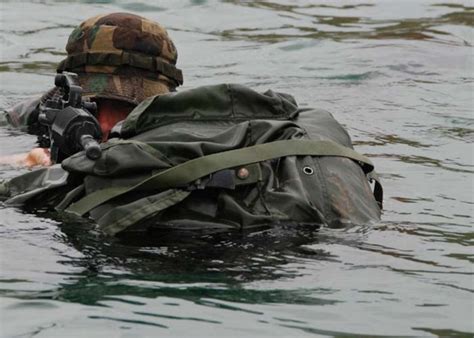 Amazing Photos Of World Seal Army Commandos 2011