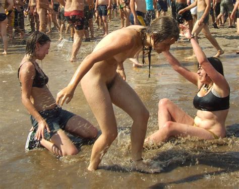 Nudism Photo HQ Nude Festivals Przystanek Woodstock