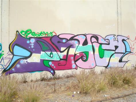 Psych Losangeles Graffiti Yard Art In Progress A Syn Flickr