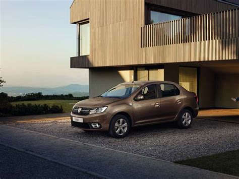 Renault Unveils New Logan And Sandero Models Drivespark News