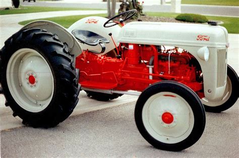 Pin By Laura Marrocco On Tractors Ford Tractors Tractors 8n Ford