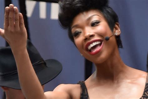 Brandy Performs In The Subway No One Notices